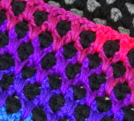Interlocking Diamonds Stitch Pattern
